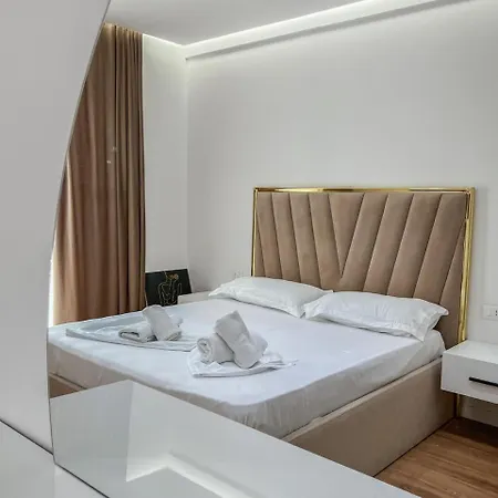 Lux At Arlis Appartamento Tirana