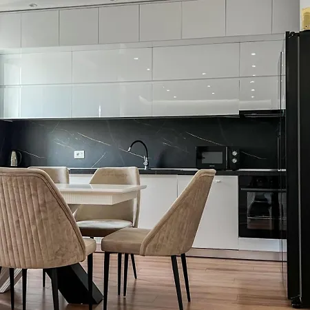 Apartament Lux At Arlis