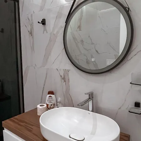 公寓 Lux At Arlis *